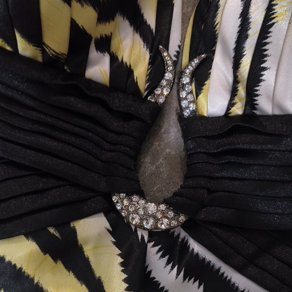 Chic Zebra Print Maxi Dress - Picture 7 of 7